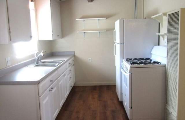 4982 Hessel Road photos photos