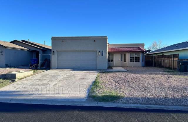 538 Roadrunner Drive photos photos