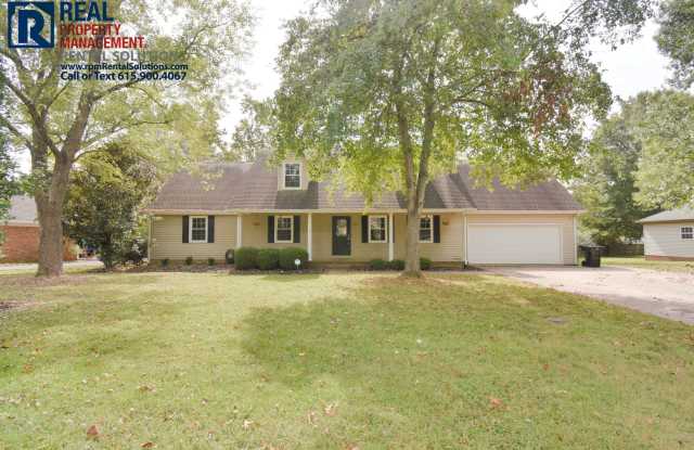 Amazing 4 bd 3 bath home! Fenced in yard, Attached garage and Bonus room, washer and dryer included! photos photos