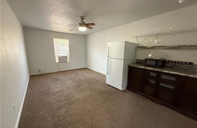 316 E Pickens Gallery 1