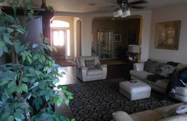 9802 Discovery Drive Gallery 4