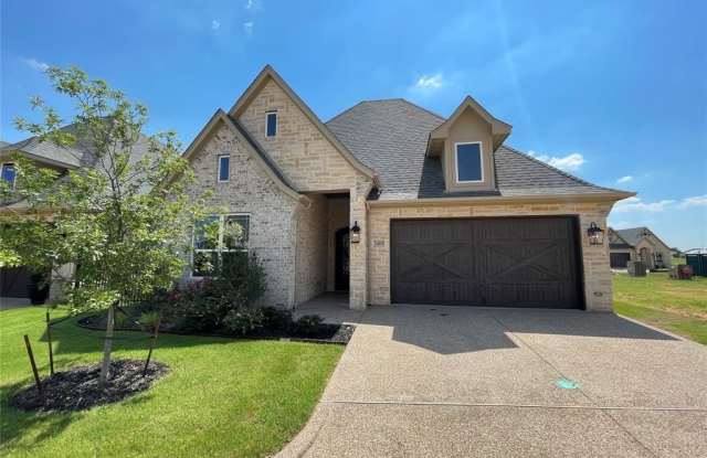 2405 Vineyard Drive photos photos