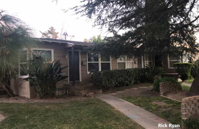 5122 Cleon Ave - 5122 Cleon Avenue, Los Angeles, CA 91601
