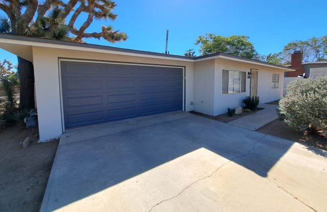 Custom, Clean and Cute! photos photos