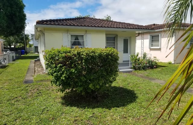 1708 Plunkett St - 1708 Plunkett Street, Hollywood, FL 33020