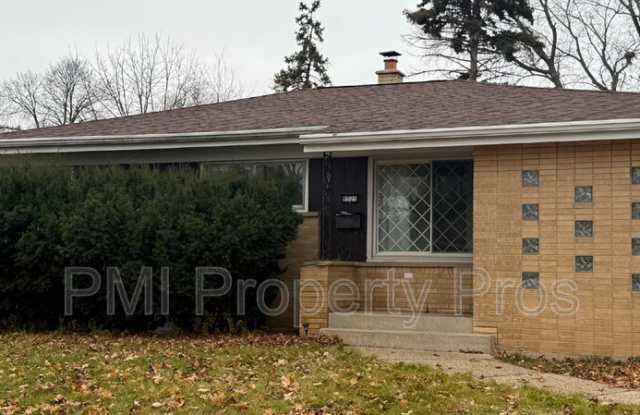 8520 W Arden Pl - 8520 West Arden Place, Milwaukee, WI 53225