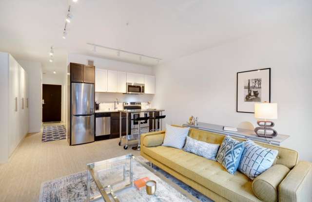 3145 Hennepin Avenue S Gallery 2