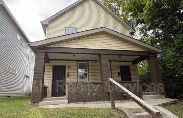 314 North Hamilton Avenue Gallery 1