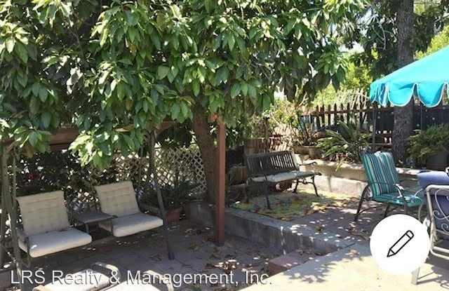 3419 Glenalbyn Dr Gallery 3