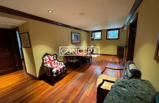 9 Strathmore Rd. Gallery 2