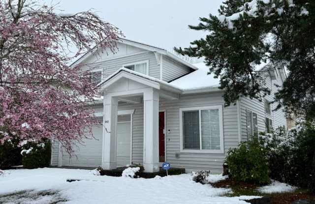 Bright Sammamish Home with Fully Fenced Yard photos photos