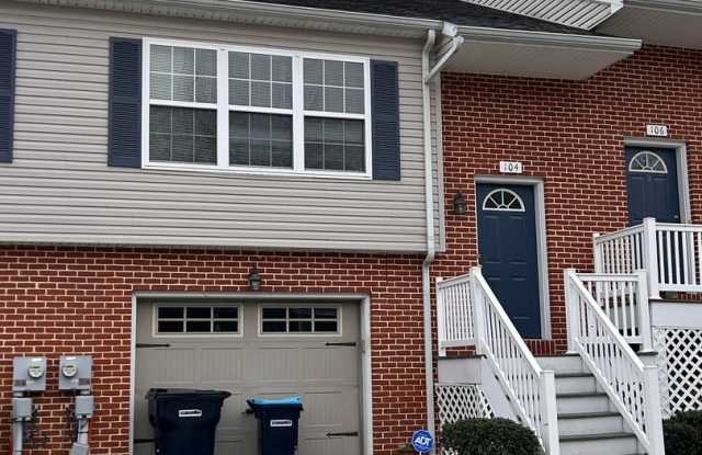 3 Bed 2 Bath Townhouse in Mountville! photos photos