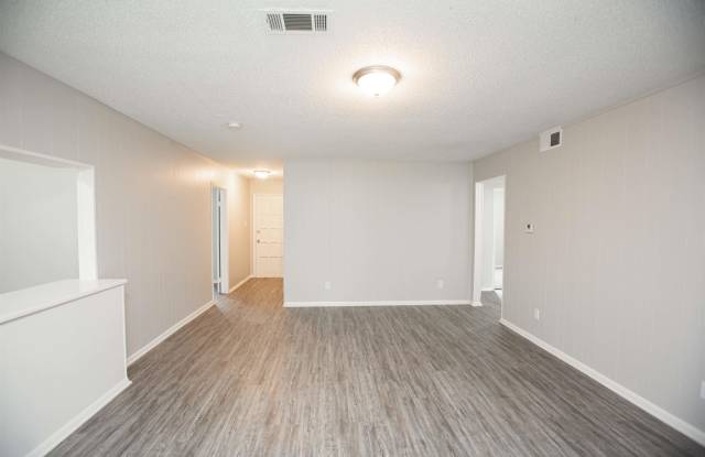 6 Beaver Court Gallery 2