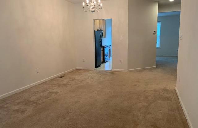 10006 IRON POINTE DR Gallery 3