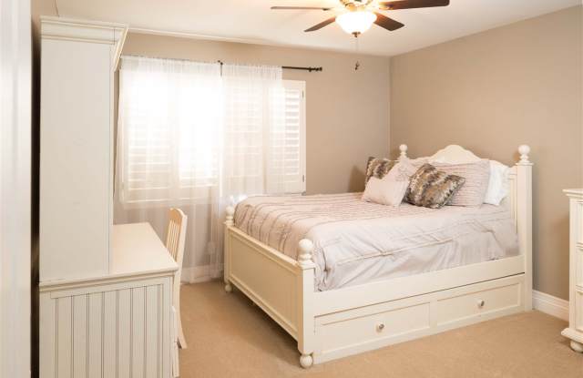 13522 Landfair Road Gallery 3
