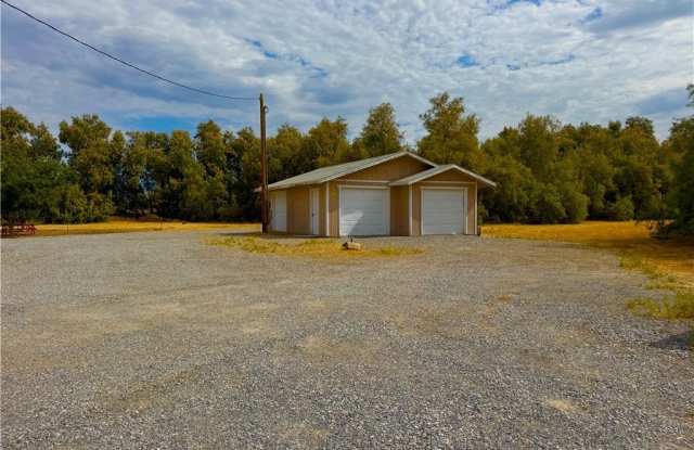 4790 Manse Road Gallery 2