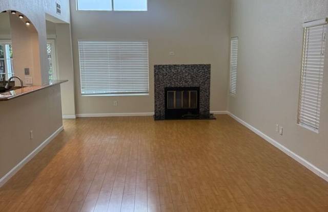 5621 Civic Terrace Avenue photos photos