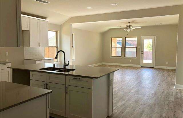 2134 Silsbee Court Gallery 3