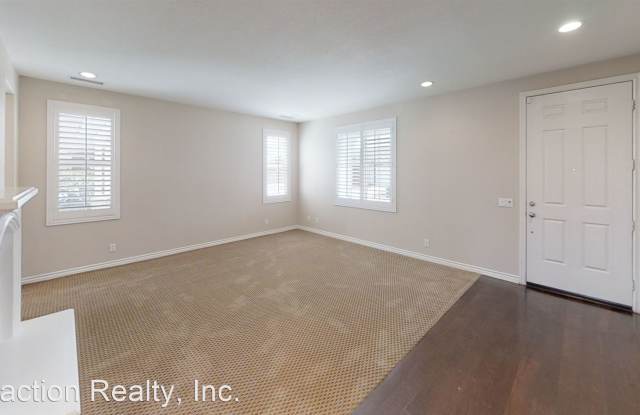 7770 Spring Hill St. Gallery 3