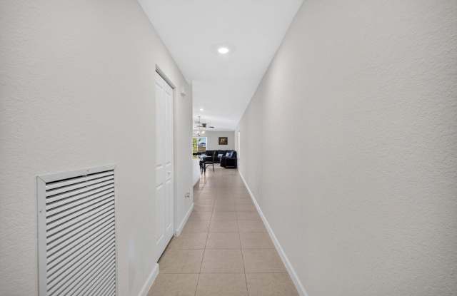 5876 NW Sweetwood Drive Gallery 2