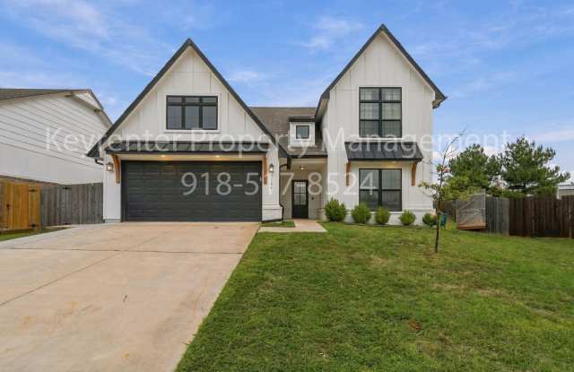 Stunning 4 Bed 3 Bath Broken Arrow Gem Gallery 1