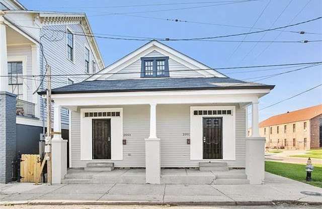 2001-2003 Rev John photos photos