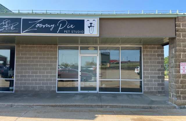 4855 Asbury Unit 8 - 4855 Asbury Road, Dubuque, IA 52002