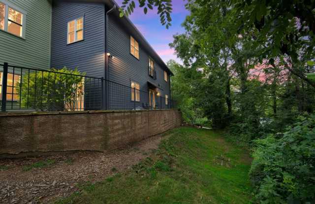 Charming 2BR Condo in Asheville photos photos