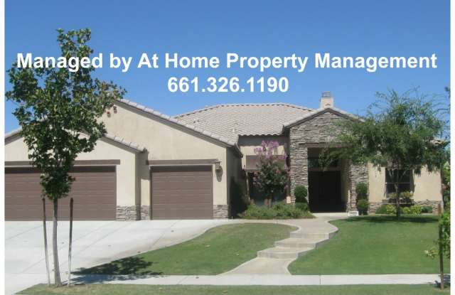 Beautiful Home in Gated Seven Oaks - 1904 Ordsall Street, Bakersfield, CA 93311