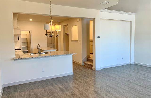 2736 Shelby Drive Gallery 2