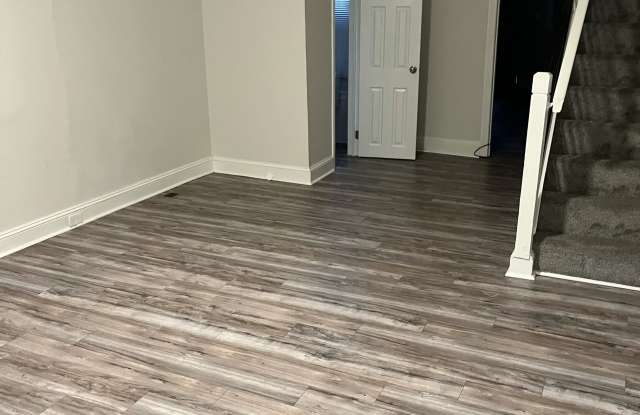 644 West Russell Street - 644 West Russell Street, Philadelphia, PA 19140