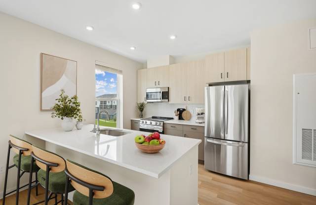 Alta Oak and Pine photos photos