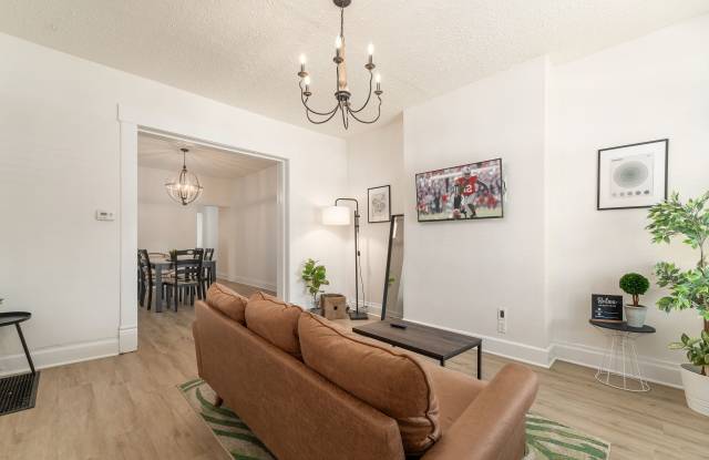 1009 Madison Avenue photos photos