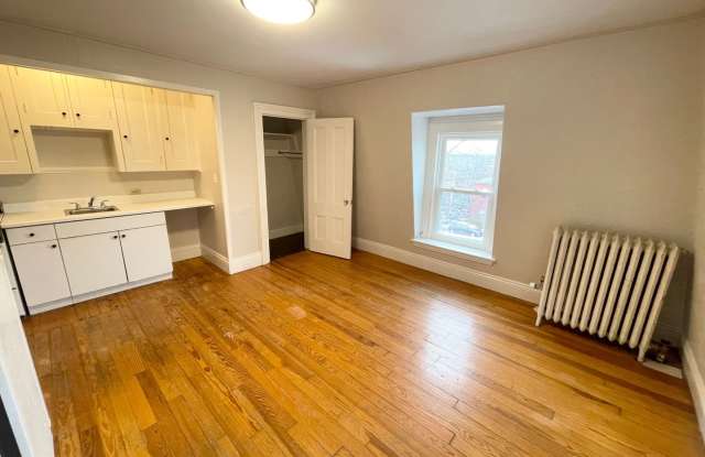 19-21 Deering Street Gallery 4