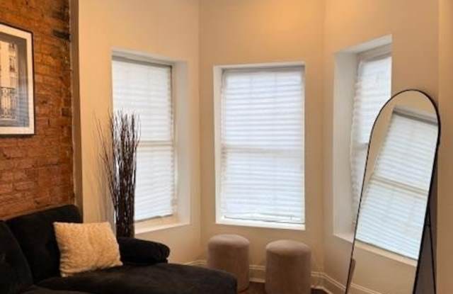 1345 1ST ST NW unit: 2 photos photos