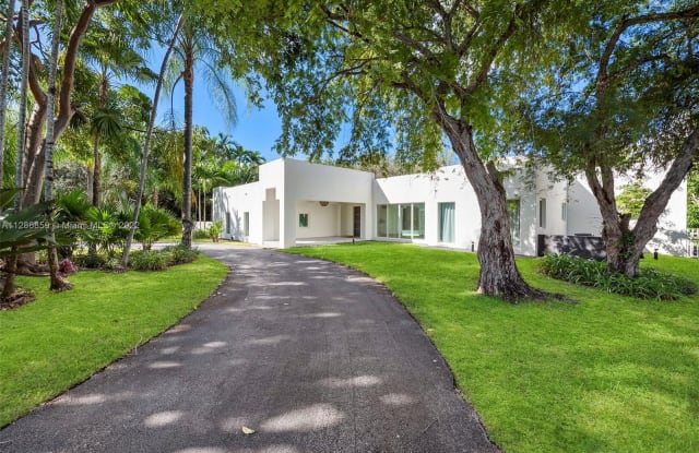 10720 SW 69th Ave - 10720 Southwest 69th Avenue, Pinecrest, FL 33156
