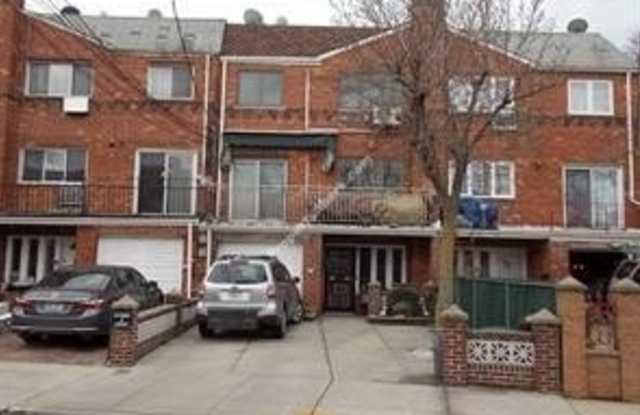 71-14 58 Road unit: 1 - 71-14 58th Road, Queens, NY 11378