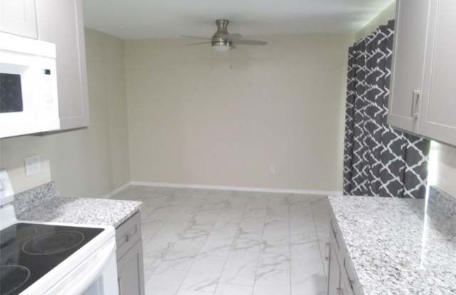 23029 ALABASTER Avenue Gallery 4