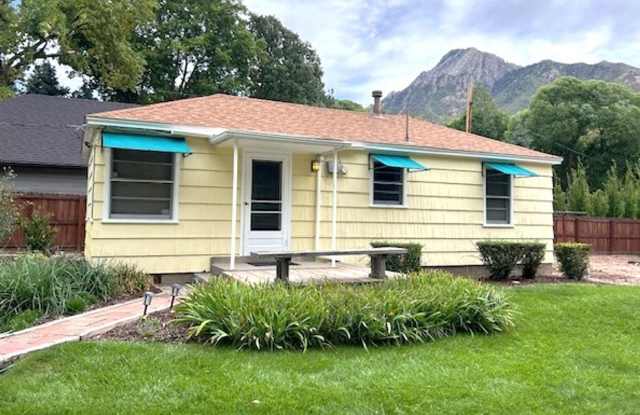 1 Bedroom Bungalow in Holladay - 2524 East Murray Holladay Road, Holladay, UT 84117