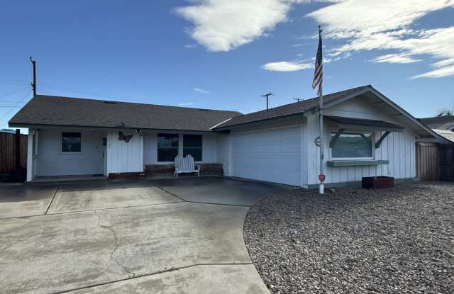 1104 Orchid St - 1104 Orchid Street, Lompoc, CA 93436