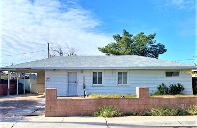 1350 N 36TH Drive - 1350 North 36th Drive, Phoenix, AZ 85009