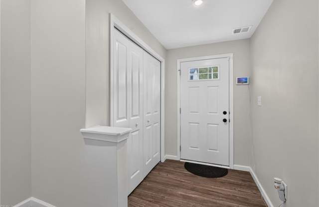 2027 Petersen Way Gallery 2