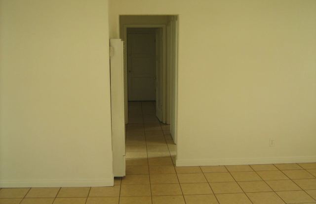 624 E. Jefferson Avenue Gallery 4