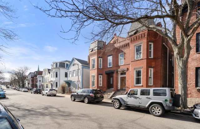 564 East 5th St. photos photos