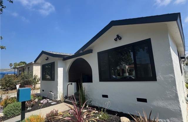 4430 Alumni Avenue photos photos