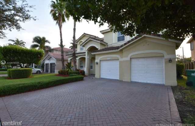12433 SW 122nd Ct Gallery 3
