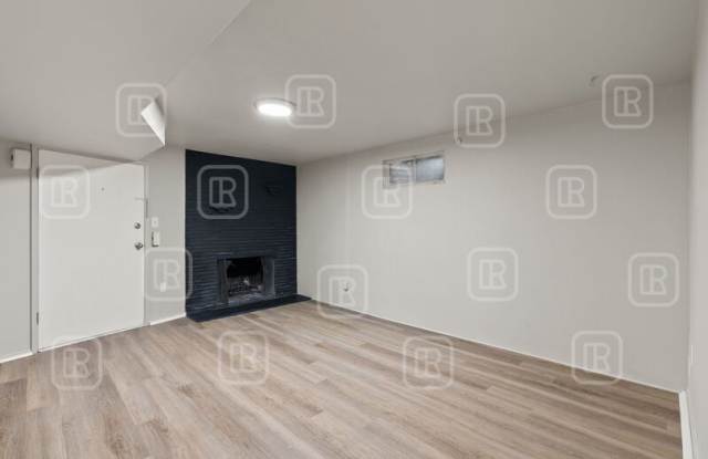 7313 East 6th Avenue - 5 Gallery 4