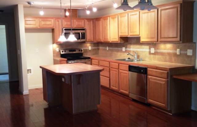 13421 97th Ave E Unit 101 - 13421 97th Avenue East, South Hill, WA 98373