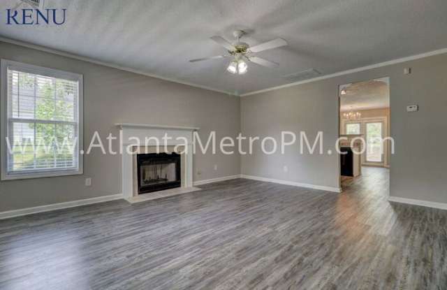24 Creekside Drive Gallery 4