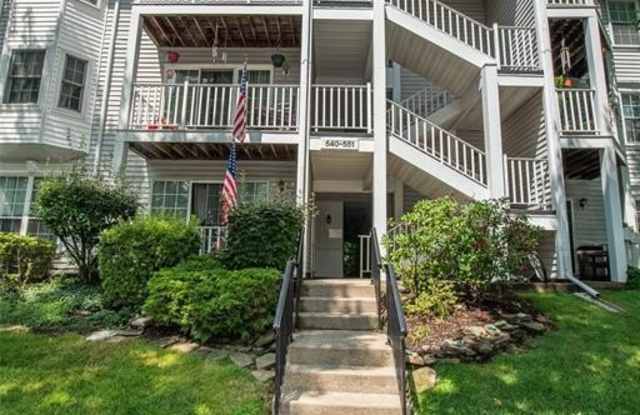 540 Holly Court Gallery 2